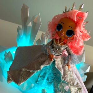 2019 COLLECTORS EDITION LOL SURPRISE OMG CRYSTAL STAR WINTER DISCO